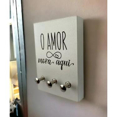 Imagem de Porta Chaves De Parede Pequeno Em MDF Multiuso - O amor mora aqui