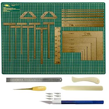 Imagem de Kit Placa De Corte 30x45 Gabarito Mdf Cartonagem Scrapbook Wireo Regua Inox 30cm Dobradeira Vincador (Estilete Azul)
