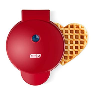 Imagem de DASH Máquina de waffle Express de 20 cm para waffles, Paninis, Hash Browns + outros pequenos-almoços, almoços ou lanches, com superfícies fáceis de limpar, duplas antiaderentes - coração vermelho