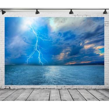 Imagem de CORFOTO Tecido de fundo Lightning Strike 2,1 x 1,5 m, nuvens escuras, céu azul, mar, oceano, tempestade, fundo para decorações de festa de desastres de mau tempo, adultos, adereços de sessão de fotos