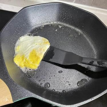 Imagem de Conjunto de 2 mini espátulas de silicone, espátula antiaderente flexível para servir brownie e virar ovos (preto)