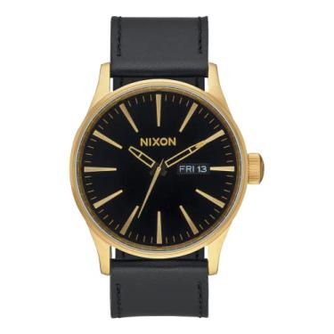 Imagem de Nixon Relógio masculino A105 Sentry 42 mm de aço inoxidável com movimento de quartzo, Dourado/preto, One Size, Couro Sentry