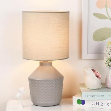 Imagem de Lampwell Candeeiro de mesa pequeno cinza claro para sala de estar como luminária de mesa de cabeceira para quarto, luminária de mesa noturna infantil de cerâmica moderna, Φ16,89 × A 30,58 cm, lâmpada