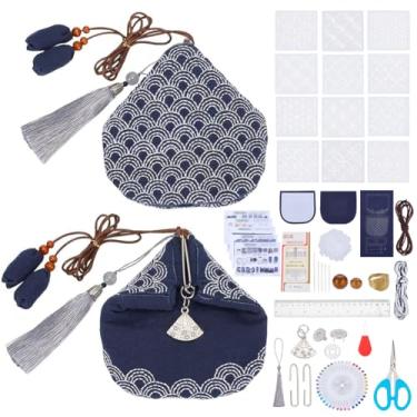 Imagem de FREEBLOSS Bolsa de moedas Sashiko Kit DIY com 12 peças de estênceis de PET, kit Sashiko completo para iniciantes, bolsa de bordado tradicional japonesa para meninas, presente de mães