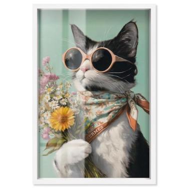 Imagem de Cat with Bouquet Shadowbox Print Pets Glam Wall Art por Art Remedy, moldura branca, 43 x 63 cm