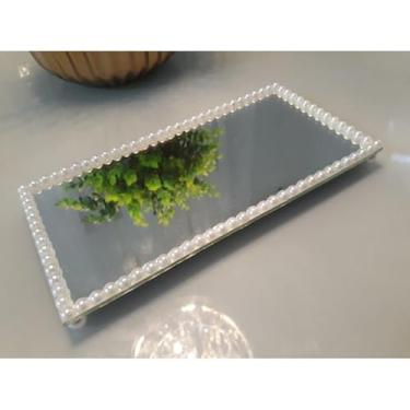 Imagem de Bandeja Espelhada Decorativa Luxo com Pérolas e Strass para Sala Lavabo e Banheiro – Bandeja Decorativa Retangular (Perola Branca,P 19 × 12)