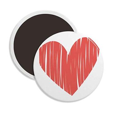 Imagem de Decoração de ímã de geladeira redondo de cerâmica para Dia dos Namorados com grafite de coração