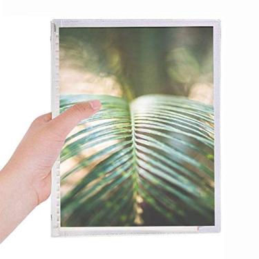Imagem de Caderno de folhas verdes com imagem de plantas e folhas soltas para diário recarregável