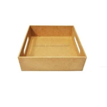 Imagem de Bandeja Quadrada com Alça Lateral 17x17x5 Mdf Madeira - ATACADÃO DO AR