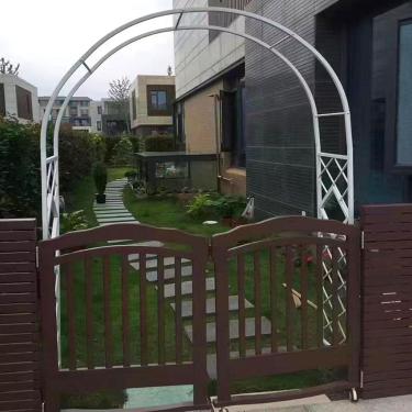 Imagem de Arco de jardim externo de metal treliça para planta trepadeira arco de videiras rosas 140 cm 180 cm 220 cm 260 cm 370 cm de largura Arcos decorativos de casamento, branco, 180 cm x 250 cm