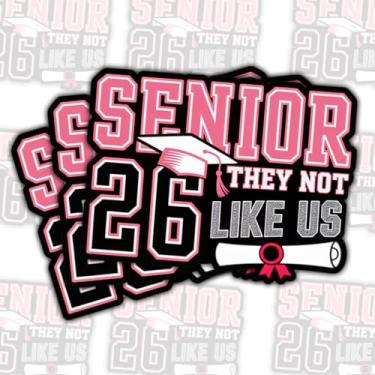 Imagem de 3 adesivos Senior Class of 2026, decalques de vinil de formatura para laptops, garrafas de água, cadernos, álbuns, presentes para idosos do ensino médio (7,6 cm)