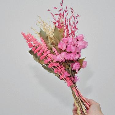 Imagem de Buquê de flores desidratadas tons de rosa