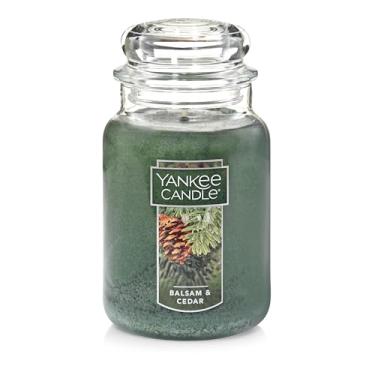 Imagem de Yankee Candle Vela com aroma de bálsamo e cedro, frasco grande clássico de 623 g, mais de 110 horas de tempo de queima, presente ideal para festas