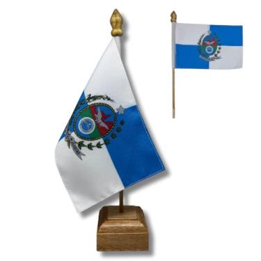 Imagem de Bandeira de Mesa Elegance Rio de Janeiro, Decorativa, Dupla Face, Multicolorido, 19x30cm, Base em Madeira Natural, para Escritório, Eventos, Escolas