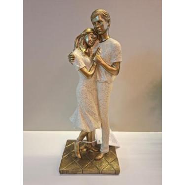 Imagem de Escultura Estatueta Estátua Família Casal Namorados Decorativo Resina 