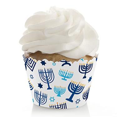 Imagem de Big Dot of Happiness Hanukkah Menorah - Chanukah Holiday Party Decorations - Party Cupcake Wrappers - Set of 12