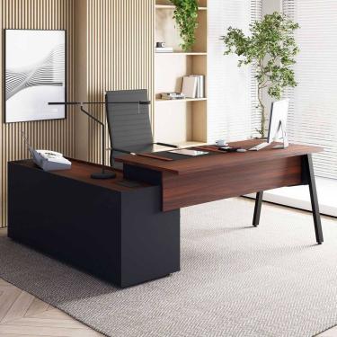Imagem de Mesa L Diretor 180cm com Armário Lateral Tampo Chanfrado Pés em Metal Industrial Executive Louro Preto / Preto