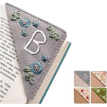 Imagem de Marcador de página de canto de feltro personalizado feito à mão, bordado com lindos designs de flores e letras, marcadores de página exclusivos para livros, diários, agendas, amantes de livros