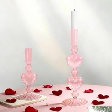 Imagem de JarThenaAMCS 2 peças de castiçal afunilado para o dia dos namorados, suporte de castiçal de vidro com coração rosa, vaso para decoração de mesa de festa de casamento, aniversário, mesa de centro de