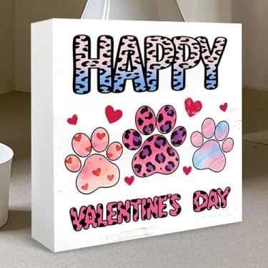 Imagem de Decoração de mesa de PVC com pata de leopardo moderna para Dia dos Namorados - Placa de Feliz Dia dos Namorados com detalhes de coração, presente exclusivo para amantes da moda