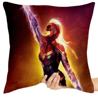 Imagem de Almofada 45x45 cheia Capitã Marvel voando - Empório Dutra