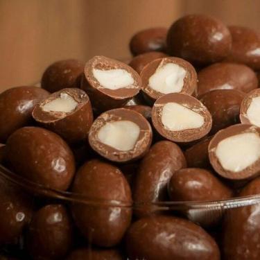Imagem de Drageado de Chocolate ao Leite Com Castanha do pará 200 grs - Total Fo
