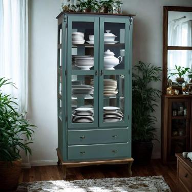 Imagem de Cristaleira De Madeira Espelho 2 Portas 3 Prateleiras 2 Gavetas Pés Luiz Xv - Verde Kalle Laca Com Tampo E Base Imbuia