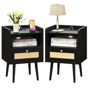 Imagem de Mesa de cabeceira de vime com estação de carregamento, mesa lateral moderna de meados do século, mesa de canto boho com pernas de madeira, mesas de cabeceira para quarto e sala de estar (2, preto, 30