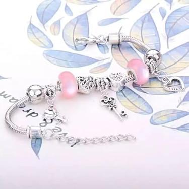 Imagem de Pulseira de Berloques em Aço Inoxidável, com Zircônia, Disponível em Ouro e Prata, Estilo Charm