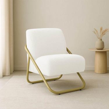 Imagem de Poltrona Sala Decorativa Industrial Dourado Martina Bouclê K01 - D'rossi Cor Off White