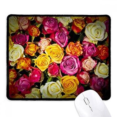 Imagem de Mousepad vermelho rosa laranja rosas brancas borda costurada tapete de borracha para jogos