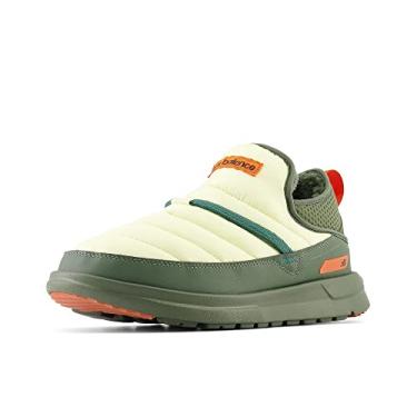Imagem de New Balance Pantufa masculina Caravan Mid-moc V2, Manteiga de pistácio/verde floresta, 39