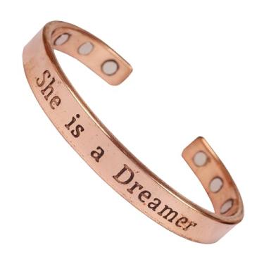 Imagem de Touchstone feito à mão por artesãos indianos qualificados, durável, de alto calibre, cobre puro, paz, ela é um sonhador, mantra, mensagem, pulseira magnética inspiradora em tom natural.