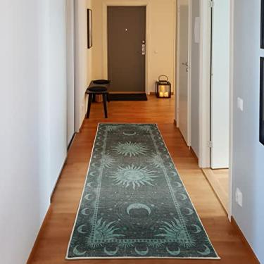 Imagem de Ambesonne Tapete decorativo de sol e lua, design oculto boêmio de ornamento solar crescente estrelas essotéricas, tapete de qualidade para quarto dormitório e sala de estar, 71 cm x 2,3 m, cinza azul-petróleo