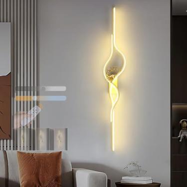 Imagem de GZZBMY Luz de parede com controle remoto LED 3 cores variáveis lâmpada de parede interna moderna forma curva arandela luz de parede de alumínio longo para quarto sala de estar corredor escada (100 cm