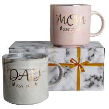Imagem de Mamãe e papai Est 2026 canecas de café, presentes para novos pais para casais, presentes de mamãe e papai para futuros pais de primeira viagem, 340 g