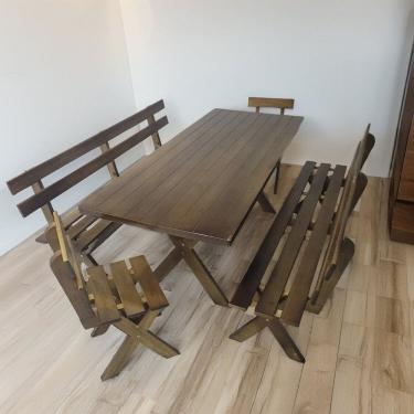 Imagem de Conjunto Mesa de Madeira Maciça Rústica para Churrasco com 2 Bancos e 2 Cadeiras Imbuia