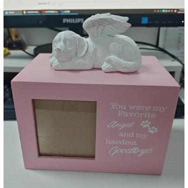 Imagem de DiDiBirDi Urnas para cães para cinzas, lembrança de madeira rosa com moldura de foto, caixa de memória para animais de estimação com estátua de anjo de cães de resina e sacos de armazenamento selados