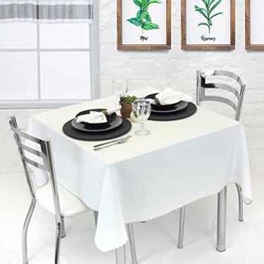 Imagem de Toalha de Mesa 4 Cadeiras Oxford Liso 1,40m x 1,40m (Branco)