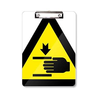 Imagem de Símbolo de aviso amarelo preto mão triângulo prancheta pasta bloco de escrita placa de apoio A4