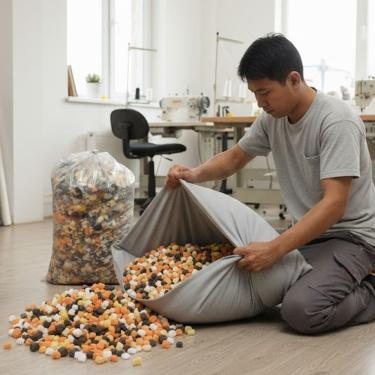 Imagem de Flocos De Espuma – Enchimento Para Almofadas, Travesseiros E Decoração 5kg