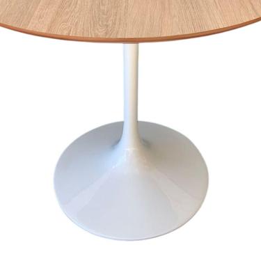 Imagem de Mesa De Jantar Tulipa Saarinen Redonda 140cm Base Branca Tampo Jade