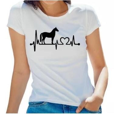 Imagem de Camiseta Feminina Country - Amor por Cavalos em Estilo T-Shirt - Loja 