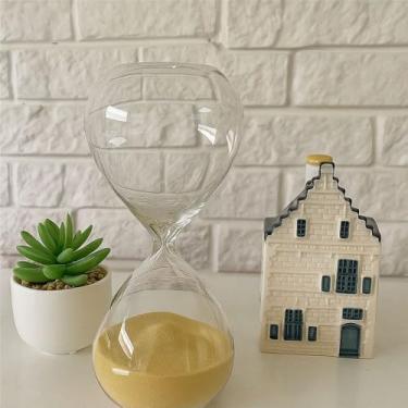 Imagem de Ampulheta Decorativa em Vidro – Temporizador de Areia 30 Min para Escritório, Sala ou Quarto (Amarela)