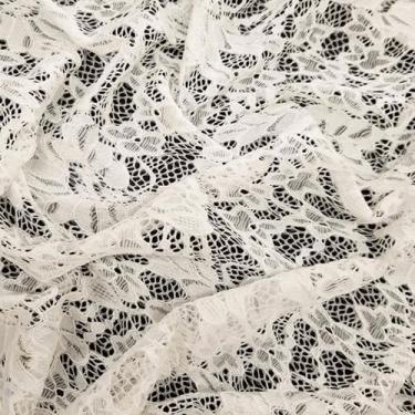 Imagem de Texco Inc Renda floral vintage de 152 cm de largura, elastano de nylon com borda recortada – Tecido elástico para vestidos de noiva, vestidos, lingerie, decoração de casamento, artesanato e projetos