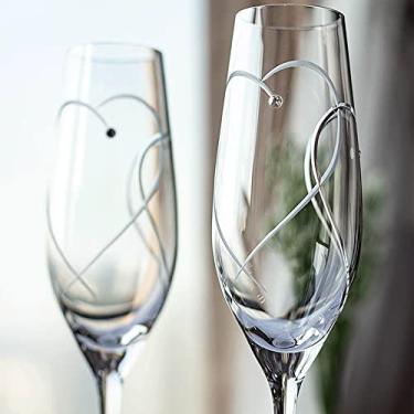 Imagem de Conjunto de 2 taças de champanhe para brindar noiva e noivo com coração de amor cortado à mão decorado com cristais transparentes, taças de vinho sopradas à mão, presentes de casamento para casal presente de noivado