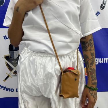 Imagem de Cantil Em Couro Com Alça