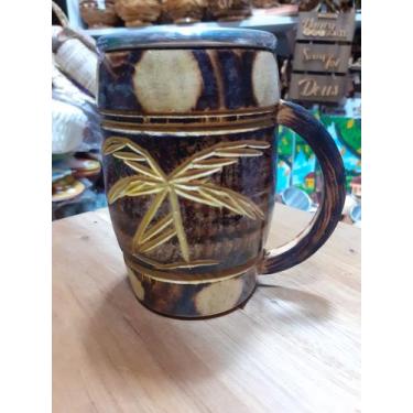 Imagem de Caneca em madeira por fora e aluminio por dentro - Meire artes 