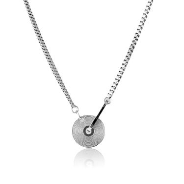 Imagem de CZMZHFC Colar de disco de vinil vintage para homens e mulheres, colar com pingente de CD irregular de prata, pingente de gargantilha de disco redondo retrô, joias inspiradas no punk Y2K, acessórios e