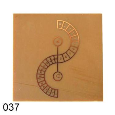 Imagem de Gráfico Ômega-Alfa para Radiestesia, em Fenolite com Cobre 037 - 7cm -